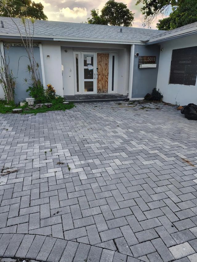 5011 Sago Palm Circle, Tamarac