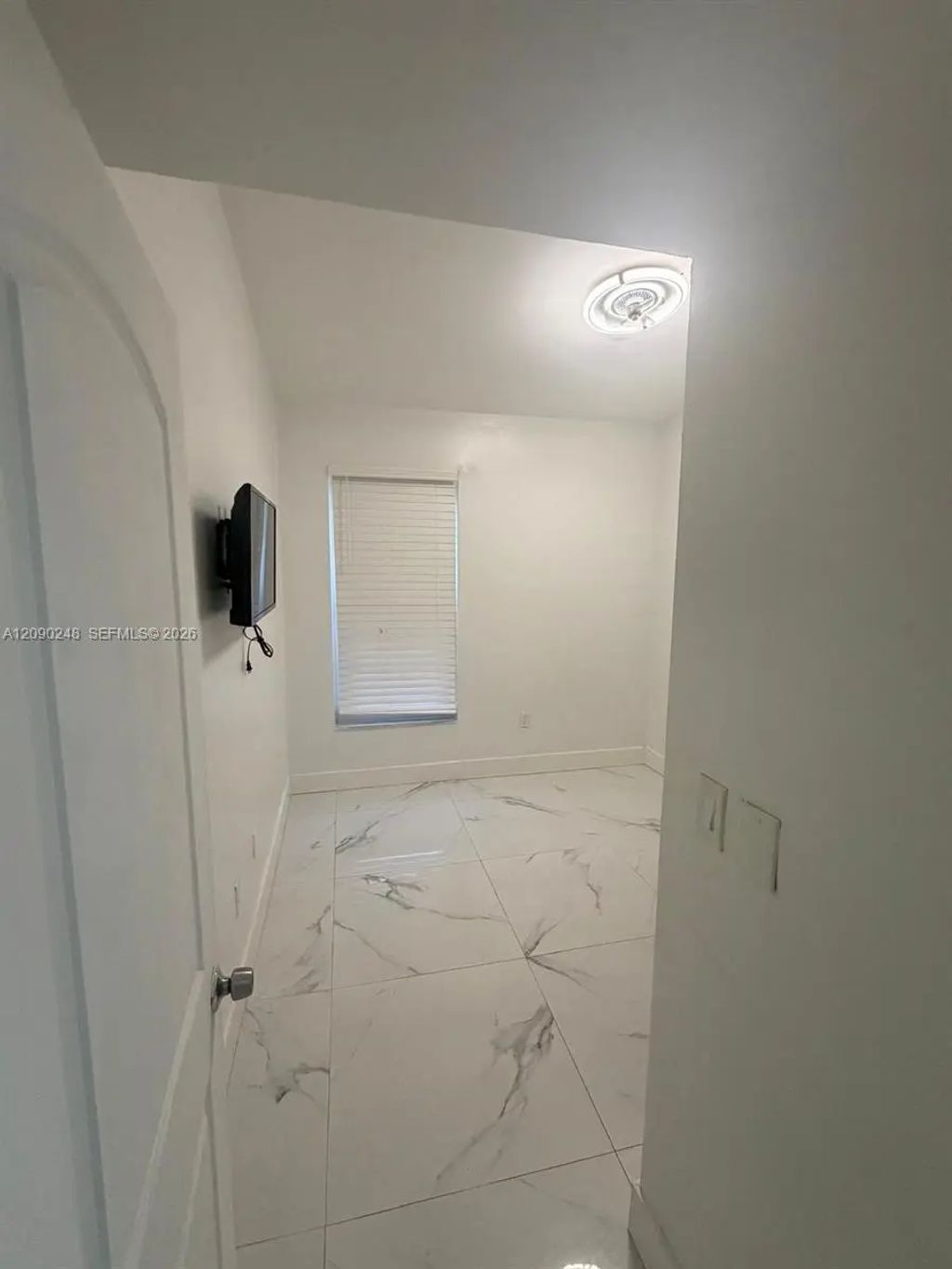 6706 Nw 192nd Terrace, Hialeah