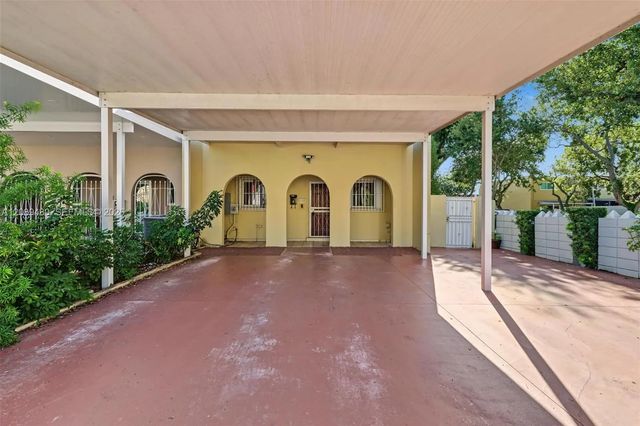 3 of 33 - 7205 W 3rd Avenue, Hialeah, FL