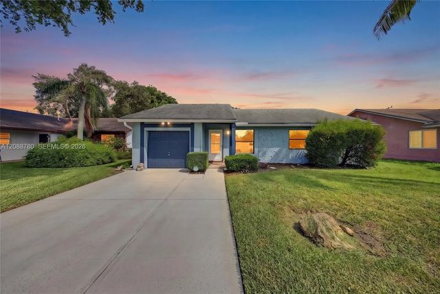 8405 Sw 19th Street, North Lauderdale
