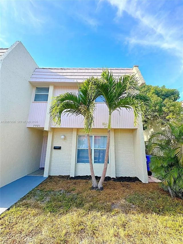7921 Sw 9th Street, North Lauderdale
