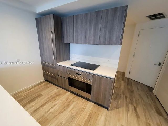 5 of 29 - 801 S Miami Avenue #4108, Miami, FL