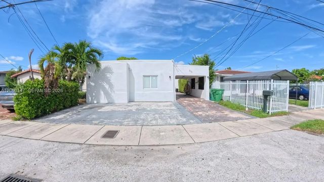 3 of 33 - 228 Nw 58th Court, Miami, FL