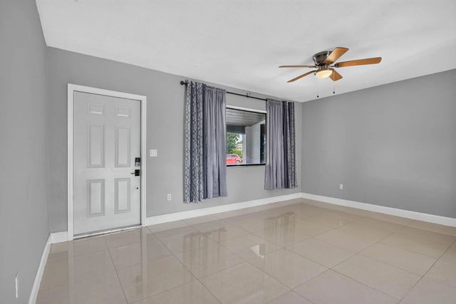 3 of 42 - 7571 Lasalle Boulevard, Miramar, FL