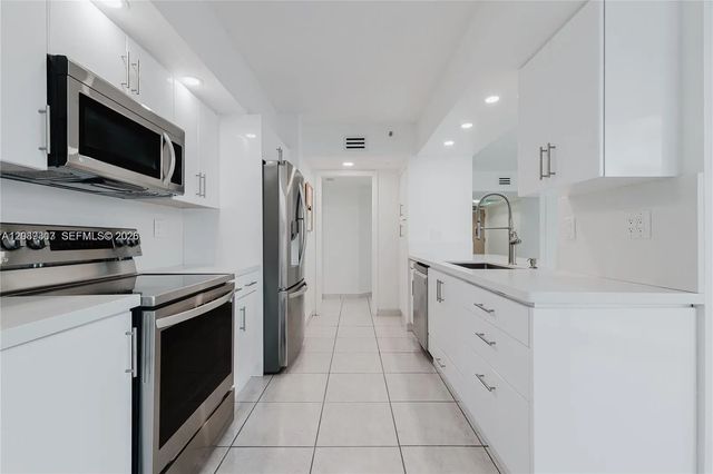 16485 Collins Avenue #338, Sunny Isles Beach