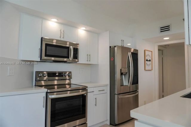 2 of 33 - 16485 Collins Avenue #338, Sunny Isles Beach, FL