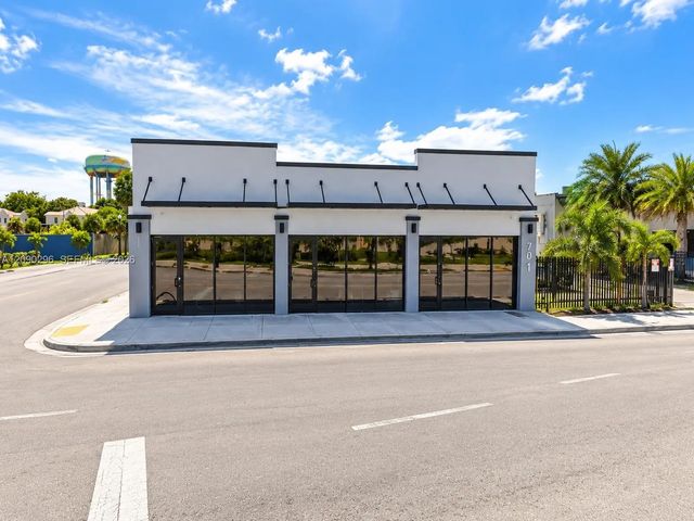 2 of 22 - 701 N Andrews Avenue, Fort Lauderdale, FL