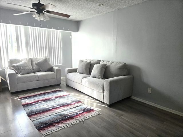 5 of 17 - 842 Banks #842, Coconut Creek, FL