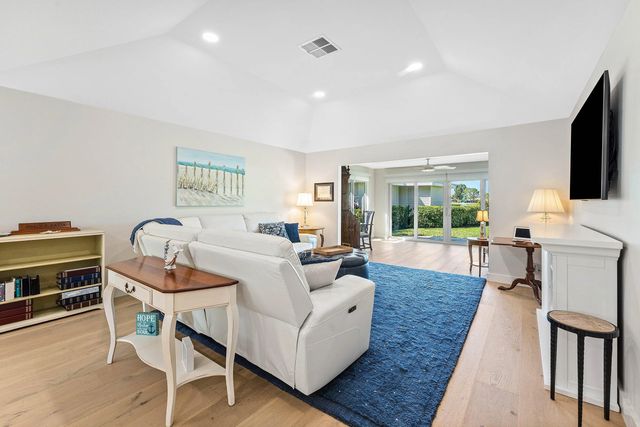 5 of 45 - 13731 Eastpointe Way, Palm Beach Gardens, FL