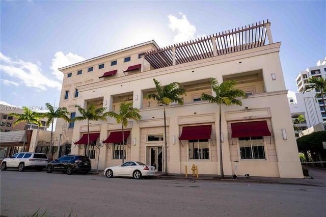 232 Andalusia Avenue #3a, Coral Gables