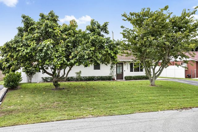 2 of 26 - 4358 Birdwood Street, Palm Beach Gardens, FL