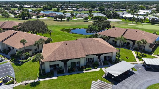 6303 Se Williamsburg Drive #201, Hobe Sound