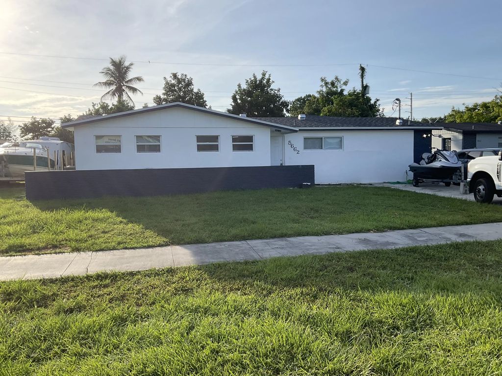 5662 Parke Avenue, West Palm Beach