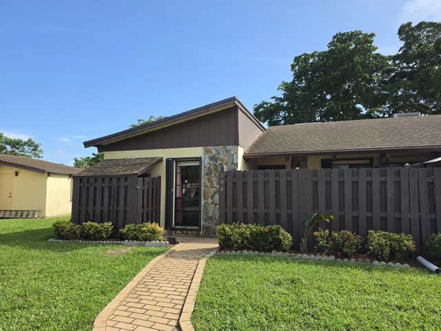 2 of 62 - 504 Briarwood Circle #1-54, Hollywood, FL