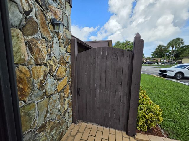 5 of 62 - 504 Briarwood Circle #1-54, Hollywood, FL