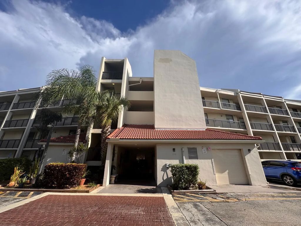 115 Lake Emerald Drive #410, Oakland Park