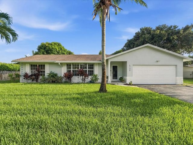 5740 Sw 8th Street, Plantation
