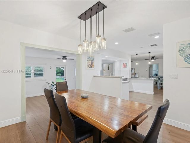 4 of 36 - 5740 Sw 8th Street, Plantation, FL