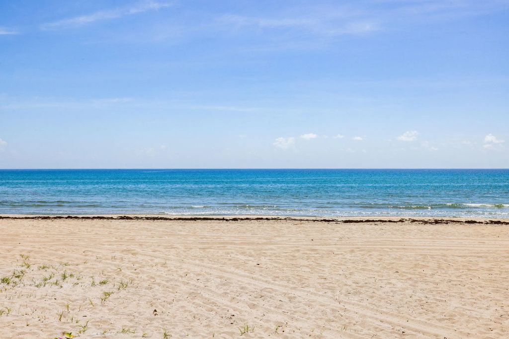 2565 S Ocean Boulevard #205-n, Highland Beach