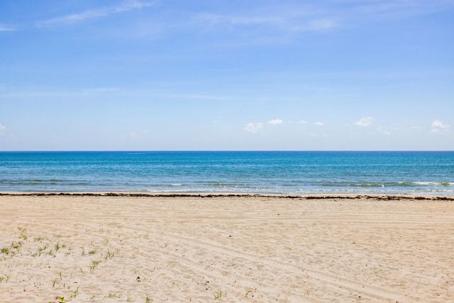 2565 S Ocean Boulevard #205-n, Highland Beach