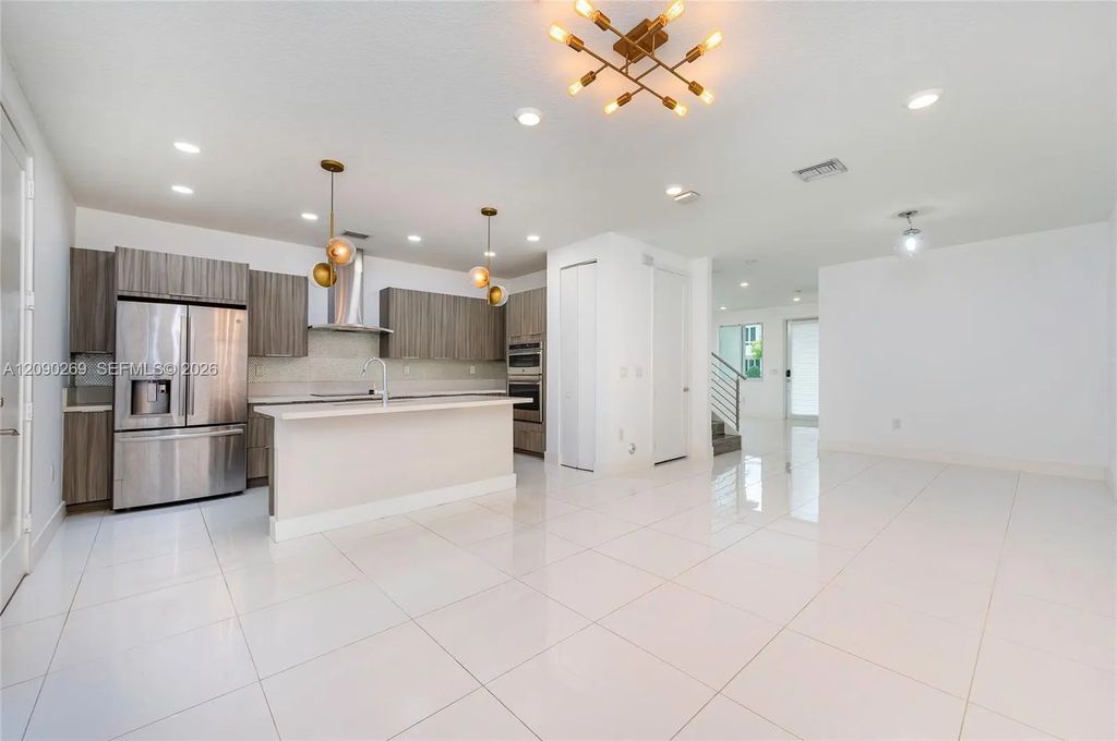 10365 Nw 66th Street, Doral