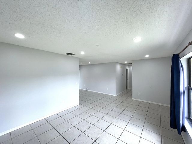 4 of 20 - 7204 Georges Road, Fort Pierce, FL