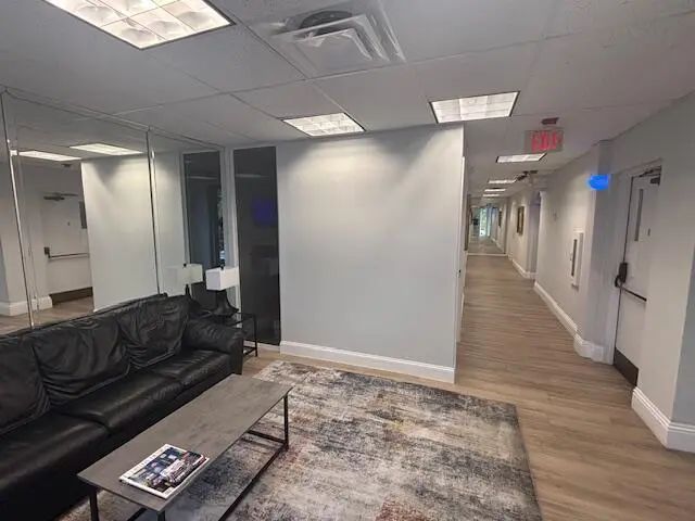2 of 4 - 275 E Commercial Boulevard, Lauderdale-By-The-Sea, FL