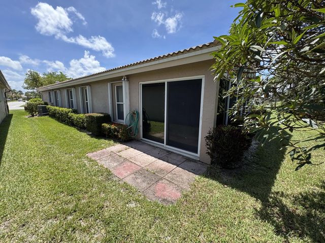 4 of 23 - 6693 Sun River Road, Boynton Beach, FL
