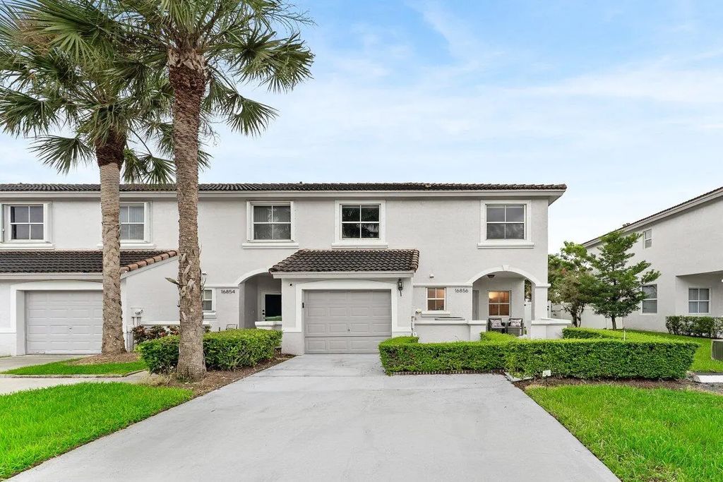 16856 Sw 1st Place, Pembroke Pines
