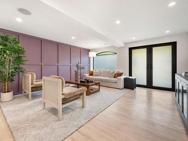 4 of 37 - 510 W 30th Street, Miami Beach, FL