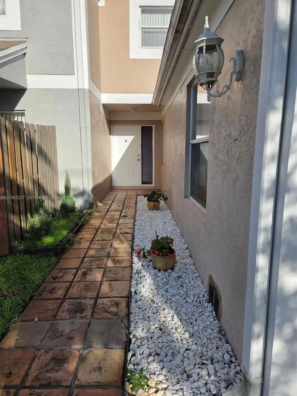 N/A, Pembroke Pines