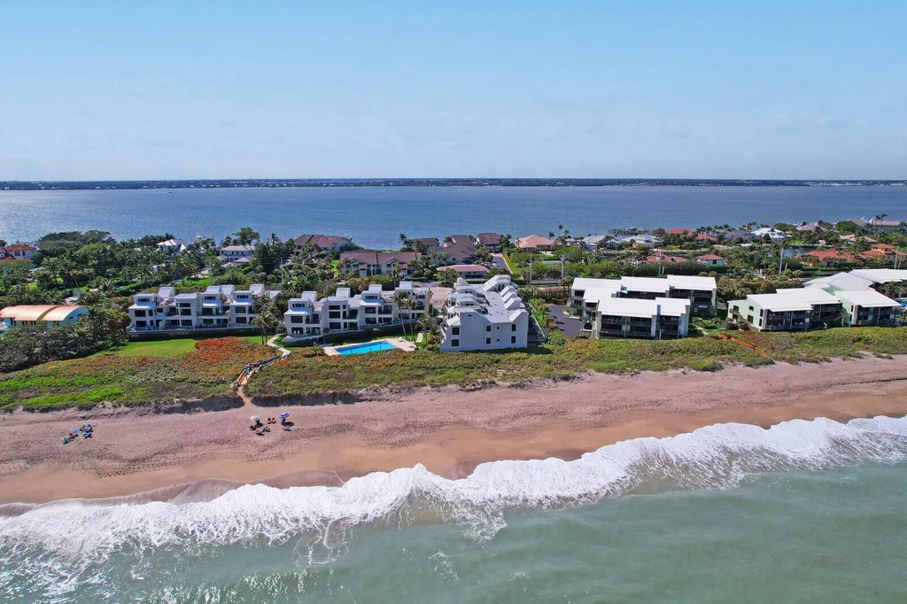 2051 Ne Ocean Boulevard #a-12, Stuart