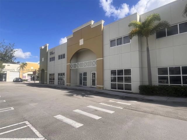 2051 Nw 112th Avenue, Sweetwater