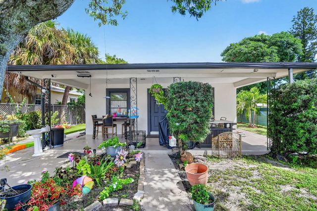 5 of 56 - 1020 S K Street, Lake Worth Beach, FL