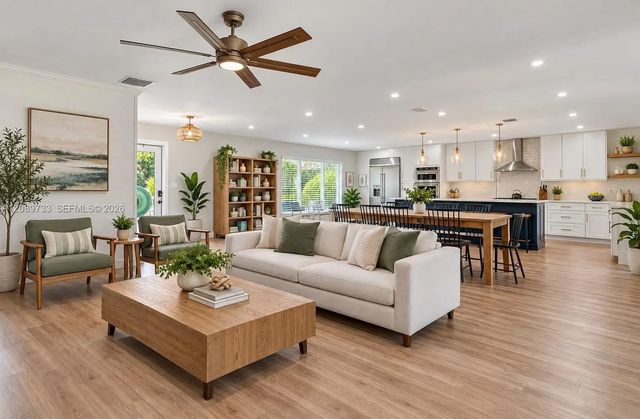 3 of 10 - 15725 Sw 89th Avenue, Palmetto Bay, FL