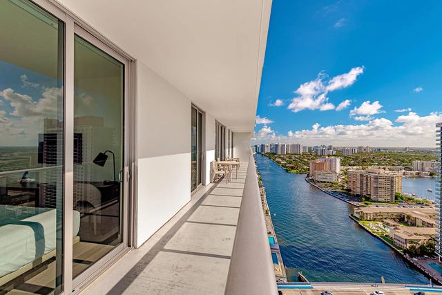 3 of 28 - 4010 S Ocean Drive #r2404, Hollywood, FL