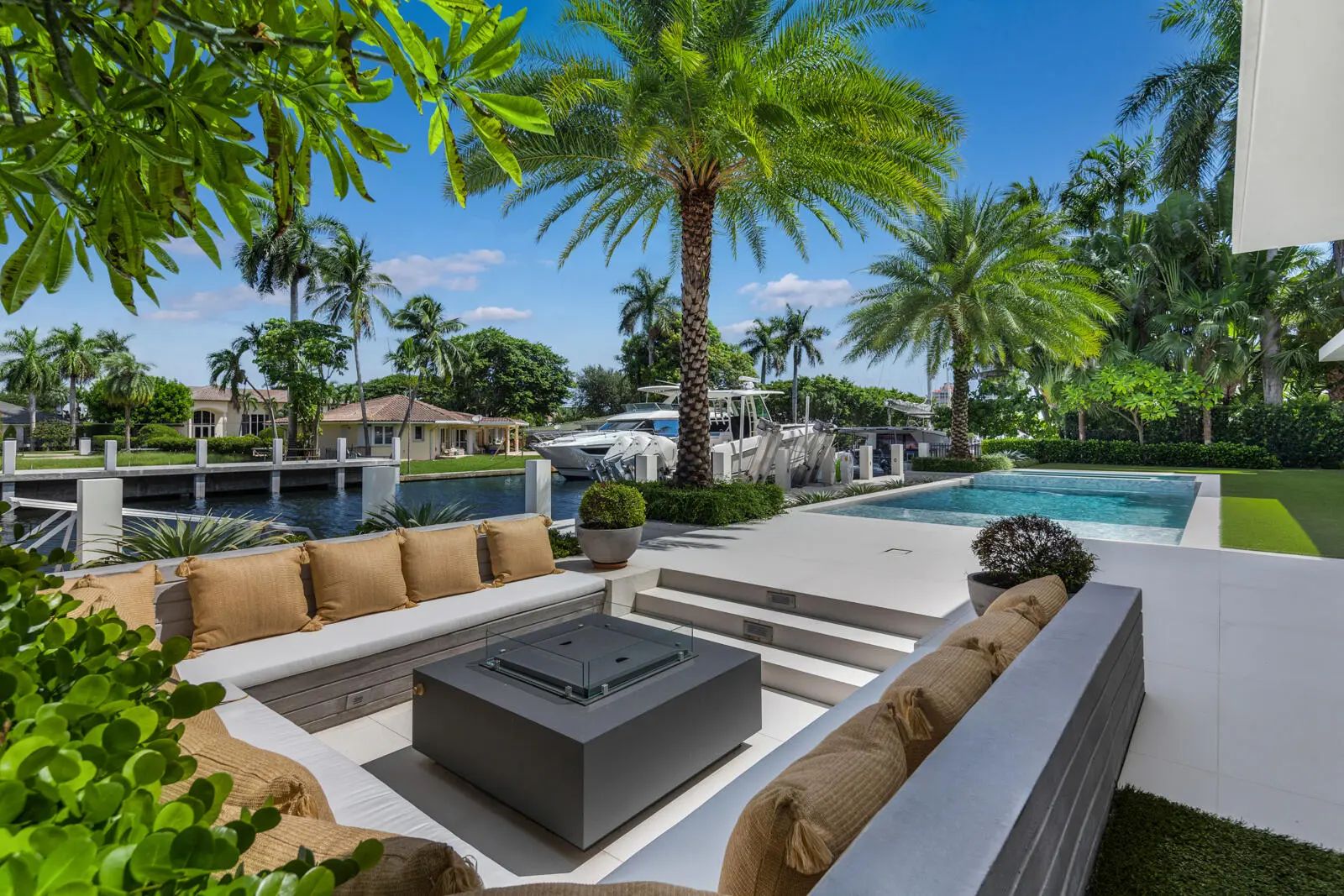 2423 Castilla Isle, Fort Lauderdale