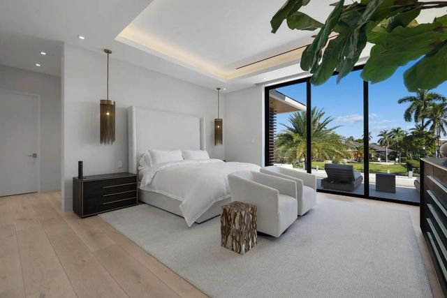 5 of 81 - 2423 Castilla Isle, Fort Lauderdale, FL