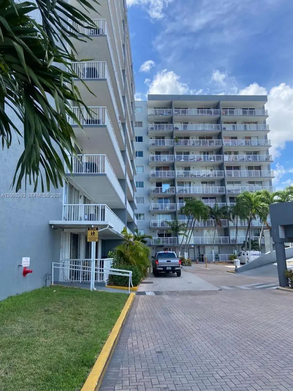 1800 Nw 24th Avenue #614, Miami