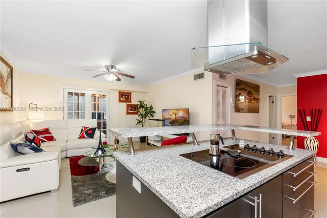 5 of 26 - 8400 W Sample Road #206, Coral Springs, FL