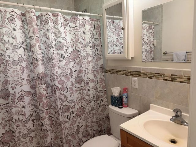 4 of 7 - 5550 Se Normandy Avenue, Stuart, FL