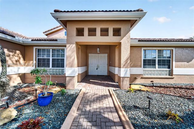 5 of 64 - 20141 Nw 10th Street, Pembroke Pines, FL