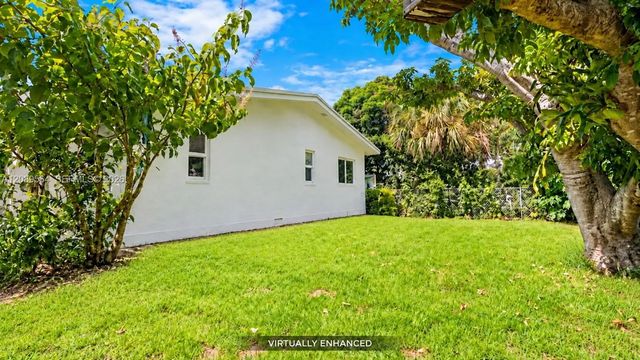 4 of 32 - 213 Florida Avenue, Coral Gables, FL