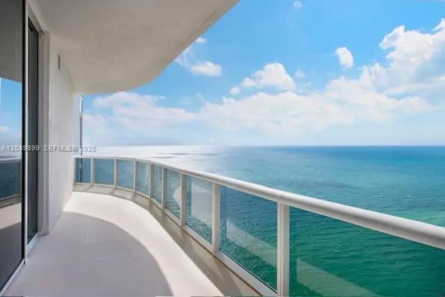 16001 Collins Avenue #4102, Sunny Isles Beach