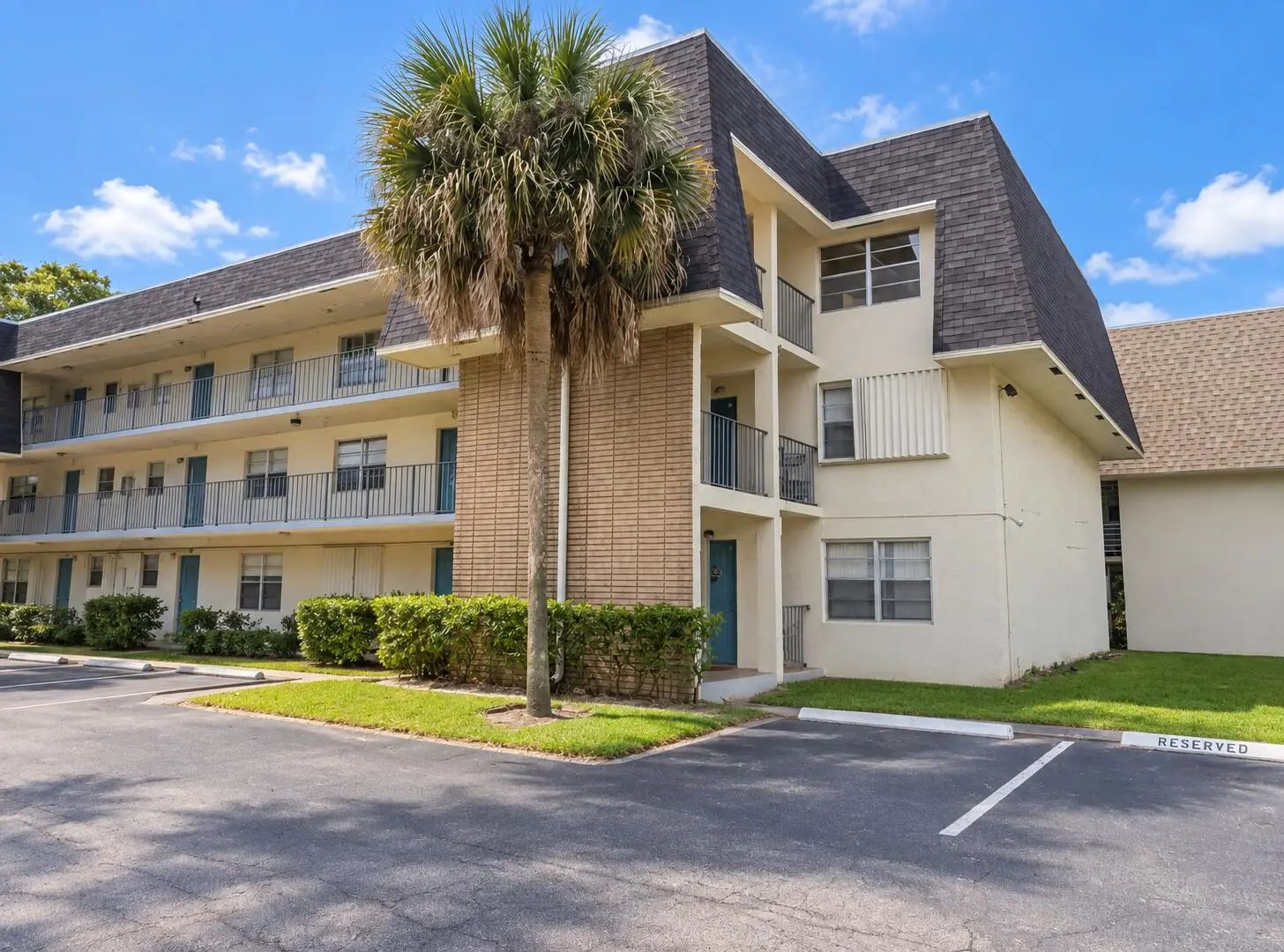 613 S State Road 7 #2f, Margate