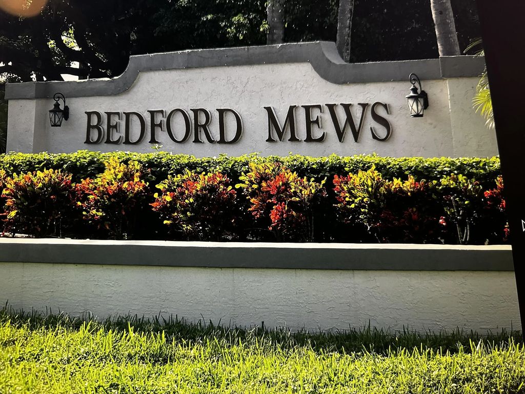2551 Bedford Mews Drive, Wellington