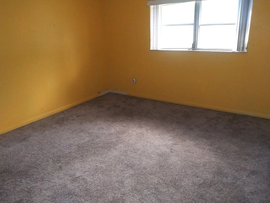 4841 Nw 22nd Court #215, Lauderhill