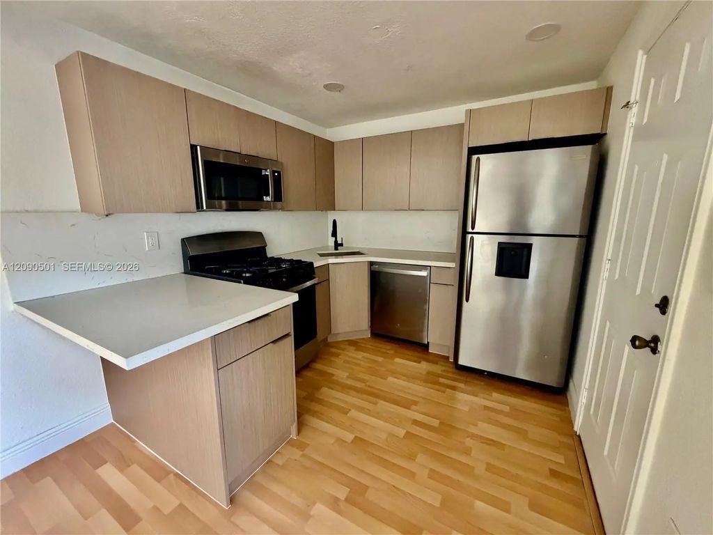 3245 Virginia Street #17, Miami