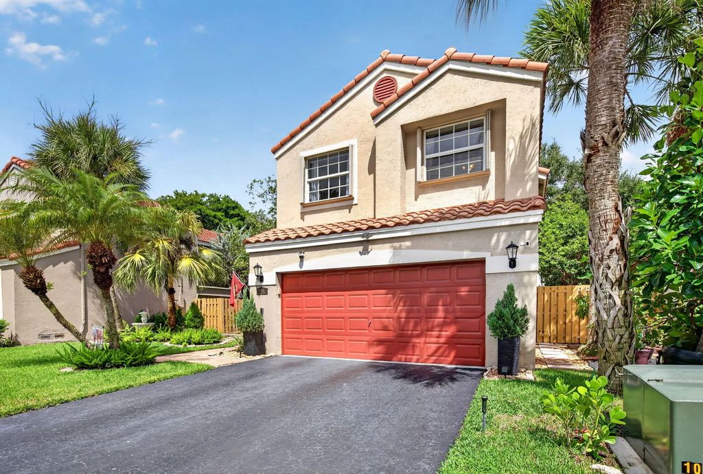 10531 Nw 11th Court, Plantation