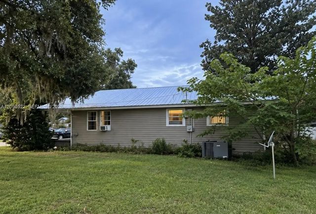 2 of 6 - 1051 Lake Drive, , FL